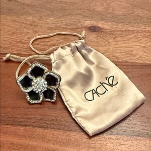 Cache Black and Gold Flower Ring